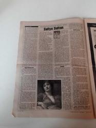 Cumhuriyet Kitap - 20 Nisan 2000- Sayı 531 - Ahmed Arif- Hasret Gültekin - Rahmi Saltuk -Mustafa Köz Fotoğrafı - Hep Şiir İçin Atan Bir Yürek Mustafa Köz - Eleştiri Günlüğü - Ann Chamberlin - Gültekin Emre - Gülten Akın - Safiye Sultan - Mahur Beste