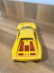 Diecast Model araba ferrari gto 1984