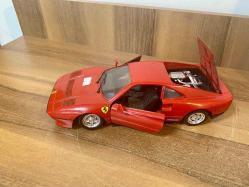 Diecast Model araba ferrari gto  1/16