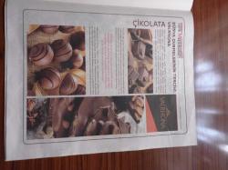 Cumhuriyet Türk Markaları Gazetesi - 30 Kasım 2013 - Özsüt'le Tatlı Bir Başlangıç - Sefer Usta'nın Torunları - Merve Öktem - Ömre Atılgan - Saraydan Gelen Ve Gelenekselleşen Tatlılar Özsüt'te - Dünya Girmelerinin Tercihi Valrhona - Uluslararası İş Ortakları İle Vizyon Genişleten Özsüt Fransız Devi Cafes Richard'ı Türkiye'ye Getirdi