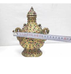 Altın kaplamalı Osmanlı otantik antika vazo üzerine İslami bronz