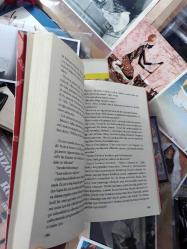 her temas iz bırakır - emrah serbest