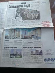Milliyet Emlak Gazetesi - 4 Ekim 2008 - Sayı 186 - Genç Mimarlar Ve İşverenler Arkiparc 2008'te Yarışacak - Ege'nin Üçüncü Forum'u Aydın'da Açıldı - Çatıda Havuz Keyfi - Gönül Evleri'nde Yaşam Basladı - Sosyalist ABD Vatandaşını Da Kurtaracak Mı - Futbol Yıldızları Oasis'te Buluşuyor - Ardesco Villaları - Port Kundu - Anthill Residence - Nuh Çimento Park Konutları - Casa Mia