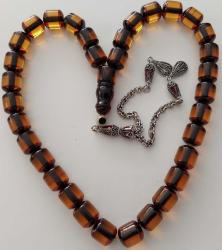 MALZEMESİ OSMANLI YAPIMI ORTA DÖNEM BİBLODAN YAPILMA SIKMA KEHRİBAR KİREMİT RENGİ HARİKA TESPİH 1AA1RR1 GÜMÜŞ PÜSKÜLLÜ