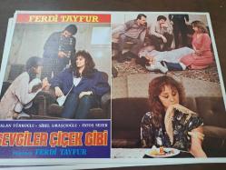 Sevgiler Çiçek Gibi Filmi  - Lobi Kart Seti  - Lobby Cards Set - Ferdi Tayfur- Nalan Türkoğlu- Sibel Savaşçıoğlu- Fatoş Sezer- 8'li Set