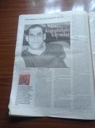 Cumhuriyet Kitap Gazetesi - 22 Nisan 2004- Sayı 740 - Selim İleri Her Roman Eksik Kalmıştır Ya Yarın Yapayalnız - Asuman Kafaoğlu Büke Pascal Bruckner'in Romanı Güzellik Hırsızlarını Değerlendiriyor- Enver Aysever'le Geç Kalmış Romantik Üzerine - Siyaset Felsefesi Sözlüğü - İnsancıl Hukuk Sözlüğü - Marksist Düşünce Sözlüğü