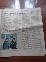 Cumhuriyet Kitap Gazetesi - 10 Eylül 1992 - Sayı 133 - Nursultan Nazarbayev - Şerif Mardin - Hain Astrologdan Burçlar - Pertev Naili Boratav - Askeri Hakim Bağımsız Mı- Aşık Olmak Ve Eşit Olmak-Zaman Zaman İçinde - Aşk Ve Eşitlik - İran'da Din Ve Sol