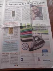 Vatan Çikolata Gazetesi - 14 Ekim 2006 - 70'inde Estetik Geçiren Taşfırın Erkeği Adnan Şenses Fotoğrafı - Türkiye Klâsik Otomobil Kulübünün Kurucusu Ahmet Şefik Öngün - Ahmet Ümit 2. Ramses Kadeş Yalanı İle Binlerce Yıl Tarihçileri Yanılttı - Türk Musikisinin Son Sultanları - Ebru Drew'un Kaleminden 2 Ayda 10 Kilo Nasıl Zayıfladım