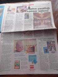 Hürriyet Pazar Gazetesi - 24 Mart 2002 - Nail Keçili'nin Hapishane Günleri - Şaşırtıcı Patron Bilgi Üniversitesi Kurucusu Oğuz Özerden Fotoğrafı - Mavi Haliç'te Has Kürekçiler - Kurukahveci Mehmet Efendi - Yunanistan Başbakanı Simitis'in Baş Siyasi Danışmanı Nikos Temelis'in Romanı 70 Binle Zirvede - Formula Pistinde Kardeşler Savaşı