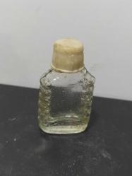 Ş13---KÜÇÜK BOY ESANS KOLONYA ŞİŞESİ