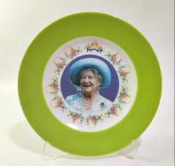 LOT.12 » Kolleksiyonluk sayılı üretilen Kraliçe || Elizabeth Görselli damgalı porselen tabak