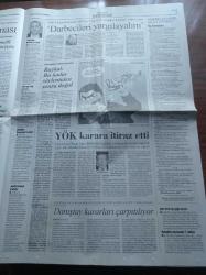 Cumhuriyet Gazetesi - 3  Aralık 2009 - Fenerbahçe Avrupa'nın Lideri - İran'da Makyaj Yasağı - PETA Bu Kez Milano'da - Barack Obama'nın Afgan Planı - Erzincan Cumhuriyet Başsavcısı İlhan Cihaner'den İsmailağa Cemaati Soruşturmasının Çarpıtılmasına Tepki - Abdul Gül İsrail Politikasını Gözden Geçirsin