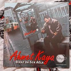 Ahmet Kaya  biraz da sen ağla lp plak ambalajında
