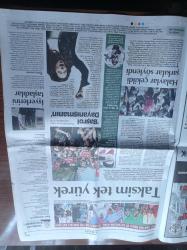 Cumhuriyet Gazetesi - 2 Mayıs 2012 - Federasyona 58 İsyanı - Beşiktaş'a UEFA Affi- Bir HES Cehennemi - NASA Uzay Yolculuğu İçin SNC'yi De Seçti - Emeğin Bayramı 1 Mayıs'ta Alanlar Doldu Taştı - Tiyatrocu Cüneyt Türel Hayatını Kaybetti