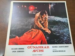 Günahkar Avcısı Filmi  - Lobi Kart Seti  - Lobby Cards Set  - Richard Grenna- Linda Sorensen - Belinda J.Montgomery- George Mendeluk - 9'lu Set