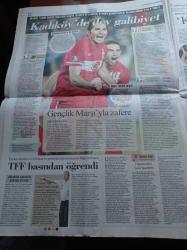 Cumhuriyet Gazetesi - 8 Eylül 2010 - Ulusal Takım'dan Kadıköy'de Dev Galibiyet - Çağdaş Eğitim Vakfı'nın Tarım Projesi Meyvesini Verdi - Engelli Ve Yoksul Evet Kıskacında - Kemal Kılıçdaroğlu - Deniz Baykal - İstanbul'dan U2 Geçti - Godiva Sonunda Geldi