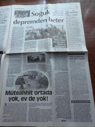 Cumhuriyet Gazetesi - 5 Aralık 2012 - Şampiyonlar Ligi'nde Galatasaray Turun Kapısında - Tanrılar Kaplıcadan Çıktı - Deniz Feneri İle Ampul - Recep Tayyip Erdoğan Rotayı Çizdi - MEB'in Gizli Tanığı 147 - Enerji Ve Tabii Kaynaklar Bakanı Taner Yıldız - Mustafa Balbay - Soner Yalçın - Tuncay Özkan