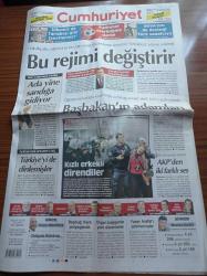 Cumhuriyet Gazetesi - 7 Kasım 2013 - Özerkliğin Ruhuna El Fatiha - Mancini'nij Avrupa Vizyonu - Kıbrıs Yine Sandığa Gidiyor - INıVA'nın İlk Desteği Türk Sanatçıya - Kızlı Erkekli Direndiler - İngilizler Fiber Optik Hattı İzlemiş - Yaser Arafat'ı Zehirlemişler