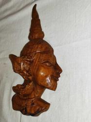 15922-AHŞAP EL OYMASI KADIN BAŞI DUVAR SÜSÜ