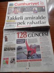 Cumhuriyet Gazetesi - 18 Nisan 2021 - Hamamda Işık Heykeli - Genco Erkal - Judoda Milli Sporcu Vedat Albayrak Altın Madalya Aldı - Kaleci Altay Bayındır Sezonu Kapattı - İyi Parti Lideri Meral Akşener Tuz Kokmuş Ülkede Dedi - Mısra Öz Sel Yoğun Bakımda - Çorlu Tren Katliamı