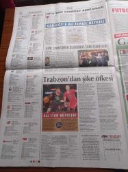 Cumhuriyet Gazetesi - 18 Şubat 2014 - Kadıköy'e Ali İsmail Korkmaz Heykeli - All Star Büyüledi - Anacığım Bu Porno - Balyoz Tutsakları Konuştu - Taksim'de Büyük Patlama - Kamu Reklamı Yandaşa - 400 Yıllık Kemanlar - Kutupta En Soğuk Savaş