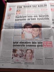 Sözcü Gazetesi - Galatasaray'ın Anlaşma Sağladığı Tomas Ujfalusi İstanbul'a Geldi - Ronaldo Kartal Olacak - Ricky Martin - Zeynep Beşerler - Hava Kuvvetleri'nde Komutan Kalmadı - Angelina Jolie Türkiye'de - Yılın Babası Mustafa Sarıgül - Deniz Baykal ve Önder Sav Anlaştı