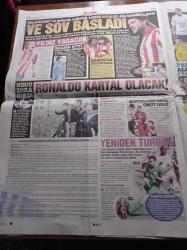 Sözcü Gazetesi - Galatasaray'ın Anlaşma Sağladığı Tomas Ujfalusi İstanbul'a Geldi - Ronaldo Kartal Olacak - Ricky Martin - Zeynep Beşerler - Hava Kuvvetleri'nde Komutan Kalmadı - Angelina Jolie Türkiye'de - Yılın Babası Mustafa Sarıgül - Deniz Baykal ve Önder Sav Anlaştı