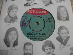 54 -   NEBAHAT YILDIZ - Düğün alayı - Söyle söyle
