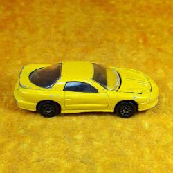 VINTAGE MAJORETTE PONTIAC FIREBIRD No.212 SARI RENKLİ METAL OYUNCAK ARABA