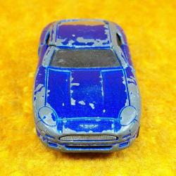 VINTAGE MAJORETTE ASTON MARTIN DB7 No.229  ECH 1/60 MAVİ RENKLİ METAL OYUNCAK ARABA , HÂLİYLE