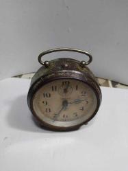 MS10-----ANTİKA KURMALI FRANSA ÜRETİMİ NACAR MASA SAATİ---ÇALIŞMIYOR