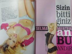 Boxer dergisi - Ocak 2005 - Erken Boşalma - Nuri Alço - Gamze Özçelik - Çağla Şikel - Deniz Seki - Yasemin Ergene - Seray Sever - Nefise Karatay - Gülşen - Jennifer Lopez - Selma Merter - Salvador Dali'nin en kışkırtıcı fotoğrafları - Hilal Cebeci - Şifre Menderes - Pascal Nouma - Türkiye'nin en seksi kadını - Ümit Karan - Aziz Yıldırım - Reha Muhtar - Erkeklerin seksi bulduğu ama aslında bulmaması gereken 23 şey - Amerika futbolu - Dengeli beslenmenin şifresi - Erken boşalmayı maziye gömmek için en bilimsel çözümler - Emre Belözoğlu - Coşkun Sabah - Deniz Akkaya - Brooke Shields - Hollywood'u birbirine katan kadının sırrı - Pentagon öldürmeyen silah arayışında - Çağla Şikel - Deniz Seki - Tuğba Özay - Gülşen - Siren Ertan - Ebru Şimşek - Esin Maraşlıoğlu - Hülya Avşar - Nurgül Yeşilçay - Ekin Türkmen - Şenay Akay - Ebru Yener - Ayşe Hatun Önal - Yüksel Ak - Derin Mermerci Gülben Ergen - Şebnem Özinal - Ceza Rapçi - Rocky - Sylvester Stallone - Halit Refiğ -