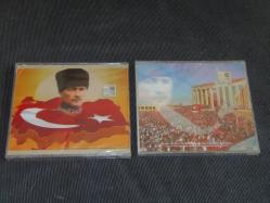 İSTİKLAL MARŞI-ANITKABİR BELGESELİ-ANITKABİR KOMUTANLIĞI.2 CD BİRDEN.DÖNEM BASKISI SIFIR AÇILMAMIŞ AMBALAJINDA MÜZİK CD SİDİR..