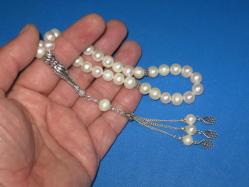 **(58)** KOLLEKSİYONLUK HARİKA BİR BEYAZ İNCİ TESBİH