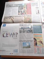 Milliyet Gazetesi - 21 Eylül 2010 - Gaziantep Bursaspor Maçı Olaylar Yüzünden Tamamlanamadı- Fenerbahçe'de Otorite Savaşı - Paris Hilton'dan Kokain İtirafı - Kıvanç Tatlıtuğ Sevgilisinden Ayrıldı Köpek Aldı - Beren Saat - Haluk Bilginer - Abdullah Gül Sultanlık Anlayışı Çıkmamalı - Volkan Demirel Evleniyor - Ergenekon'u Cin Bastı