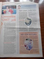 Cumhuriyet Spor Gazetesi - 26 Haziran 2007 -  Manken Tuğba Özay'ın Spor Reçetesi - Rüştü Reçber - 2007 Dünya Starları Dünya Kupası - Murat Canbaş - Suat Çelen- İbrahim Kutluay ve Demet Şener - Galatasaray İyi Yönetilmiyor - Londra'da Tenis - Atların Gece Hayatı - Faruk Süren