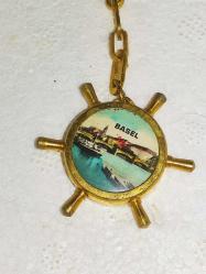 16297-BASEL ŞEHRİ VE PUSULA ANAHTARLIK
