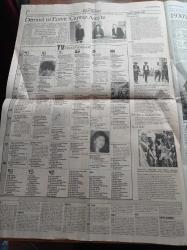 Cumhuriyet 2 Gazetesi - 13 Eylül 1993 - İstanbul'un Hukuka Aykırı Ruhsatlıları - 1930'lu Yıllarda Da Feminizm Vardı - Asker Şaban'ın Maceraları - Gülşen Bubikoğlu - Kemal Sunal - Süleyman Demirel Ve Bülent Ecevit Çapraz Ateş'te - Fokların Üreme Alanı İmara Açıldı - Filistinliler İçin Yaşam Eskisi Kadar Zor Değil - Genç Anneler Sekse Hayır Diyor