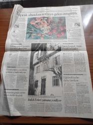 Cumhuriyet 2 Gazetesi - 29 Nisan 1994 - Toprak Altından Sofraya Gelen Zenginlik - Oyuncaklar Çocukları Şiddete Yöneltebiliyor - Saraybosnalı Anna Frank'ın Kuşku Yaratan Yükselişi - Kadınlar Anaerkil Toplum Özleminde - Zeytinlikler Şantiyeye Döndü - Woody Allen Cinsellik Mi Hiç Aklımdan Çıkmıyor Ki - Grunge Kültürüne Şimdi Pearl Jam Sahip Çıkıyor - Muhsin Ertuğrul Anılıyor
