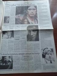 Cumhuriyet 2 Gazetesi - 13 Aralık 1993 - Richard Gere Cindy Crawford Çifti Eşcinsellik Sakıncalı Değil - Hamsili Karalahana Dolması - Erkeklerin Erkeklere Verdiği Ödül Nobel - Çehov - Tiyatro Grup - Fahriye Abla - Müjde Ar - İsimsiz Kahraman Alexandre Trauner Öldü - Burhan Öcal'ın Yeni Grubu - Nihat Bali'yi Anma Sergisi - Saint Joseph'liler Derneğinin Etkinlikleri