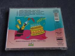 JOYEUX ANNIVERSAIRE-HAPPY BIRTDAY - VERSIONS ROCK / TECHNO / KARAOKE- DÖNEM BASKISI ÇOK TEMİZ MÜZİK CD SİDİR.