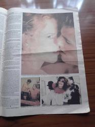 Cumhuriyet Dergi Gazetesi - 8 Ağustos 1999- Sayı 698 -  Tuluyhan Uğurlu Güneşi İlk Biz Görürüz - Clint Eastwood - Kimliğini Yitiren Kent Pekin 6 Barbaros'un Kılıcı - Stanley Kubrick - Lolita Filmi - Çin Halk Cumhuriyeti - Uluslararası Mimarlar Birliği - Ressam Raeburn