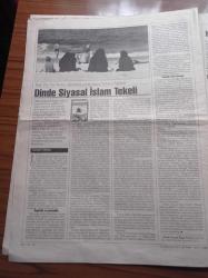 Cumhuriyet Kitap Gazetesi - 7 Ağustos 1997 - Sayı 390 - Şair Derek Mayın - Dinde Siyasal İslam Tekeli - Kadılar Kullar Ve Kudüslü Köylüler - Adana Aşıklık Geleneği Ve Aşık Feymani- Hugo'dan 1793 Devrimi Ve Serebryakova'dan Ateşi Çalmak İki Yüzyıldan Görüntüler - Muzaffer Uyguner - Buket Uzuner - Cahit Külebi