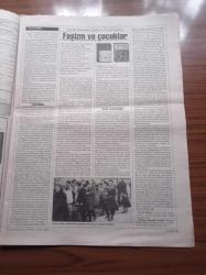 Cumhuriyet Kitap Gazetesi - 21 Mayıs 1998 - Sayı 431 - İlk Kez Tümü Yayımlanıyor Piraye'ye Mektuplar - Atilla Dorsay'ın Sümbül Sokağı Tutsak Kadını - Enver Ercan - Metin Celal - Sennur Sezer İki Romandan Hareketle Faşizm Ve Çocuk Üzerine Duruyor - Enver Topaloğlu İle Şairliği Ve Şiirleri Üzerine Konuştuk- Nazım Hikmet Fotoğrafı