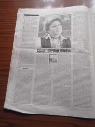 Cumhuriyet Kitap Gazetesi - 13 Aralık 2001 - Sayı 617 - Sanat Ve Kültürle Yoğrulmuş Bir Yaşam Talat Sait Halman Fotoğrafı - Fethi Naci Eleştiri Günlüğü'nde Bu Hafta Da Şu Bizim Profesörler'e De Devam Ediyor - Nihat Taydaş Enver Gökçe'nin Şiirlerindeki Temaya Bakıyor- Leyla Erbil