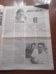 Cumhuriyet Kitap Gazetesi - 28 Eylül 2000 - Sayı 554 - Şiiri Kendine Dert Edinen Bir Şair İdris Atmaca Fotoğrafı - Fethi Naci Eleştiri Günlüğü'nde Memet Fuat'ın Nazım Hikmet'ini Yazdı Bu Hafta - Leland M. Roth'un Kitabı Mimarlığın Öyküsü'nü M. Salih Polat Değerlendirdi - Nedim Gürsel - Boğazkesen Romanı