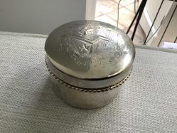 LOT.12 » METAL KUTU