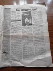 Cumhuriyet Kitap Gazetesi - 20 Ağustos 1998 - Sayı 444 - Düşün Adamı Nadir Nadi - Mehmet Faraç'ın Töre Kıskacında Kadın'ını Sevim Ertemür - 19. Yüzyıl İtalyan Şairi Giacomo Leopardi'nin Şiirleri Üzerine Bir Konuşma - Mümtaz Sağlam Ressam Fahri Sümer'in Resim Albümünü Değerlendirdi - Betül Çotuksöken