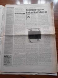 Cumhuriyet Kitap Gazetesi - 11 Ocak 1996 - Sayı 308 - Tez Büyümüş Bir Yazar Sennur Sezer Fotoğrafı - Nedret T. Öztokat Balkan Naci İslimyeli'nin Albümünü Tanıttı - Leyla Keskiner Blackwell'in Siyasal Düşünce Ansiklopedisi - Ahmet Ümit Faşizmin Yenilişinin 50. Yılında Tiksinti Çağı'nı Değerlendirdi