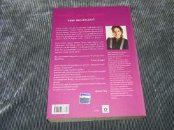 SANA Bİ'ŞEY OLMASIN - AYŞE ÖZYILMAZEL  2006 1.BASKI- O KİTAPLAR YAYINLARI-SIFIR KULLANILMAMIŞ KİTAPTIR